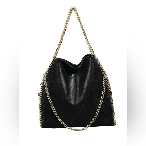 Handbags - Boutique gold chain shoulder bag